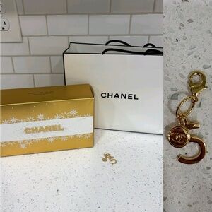 3 Piece Chanel Gold Box, White Gift Bag and No 5 Gift